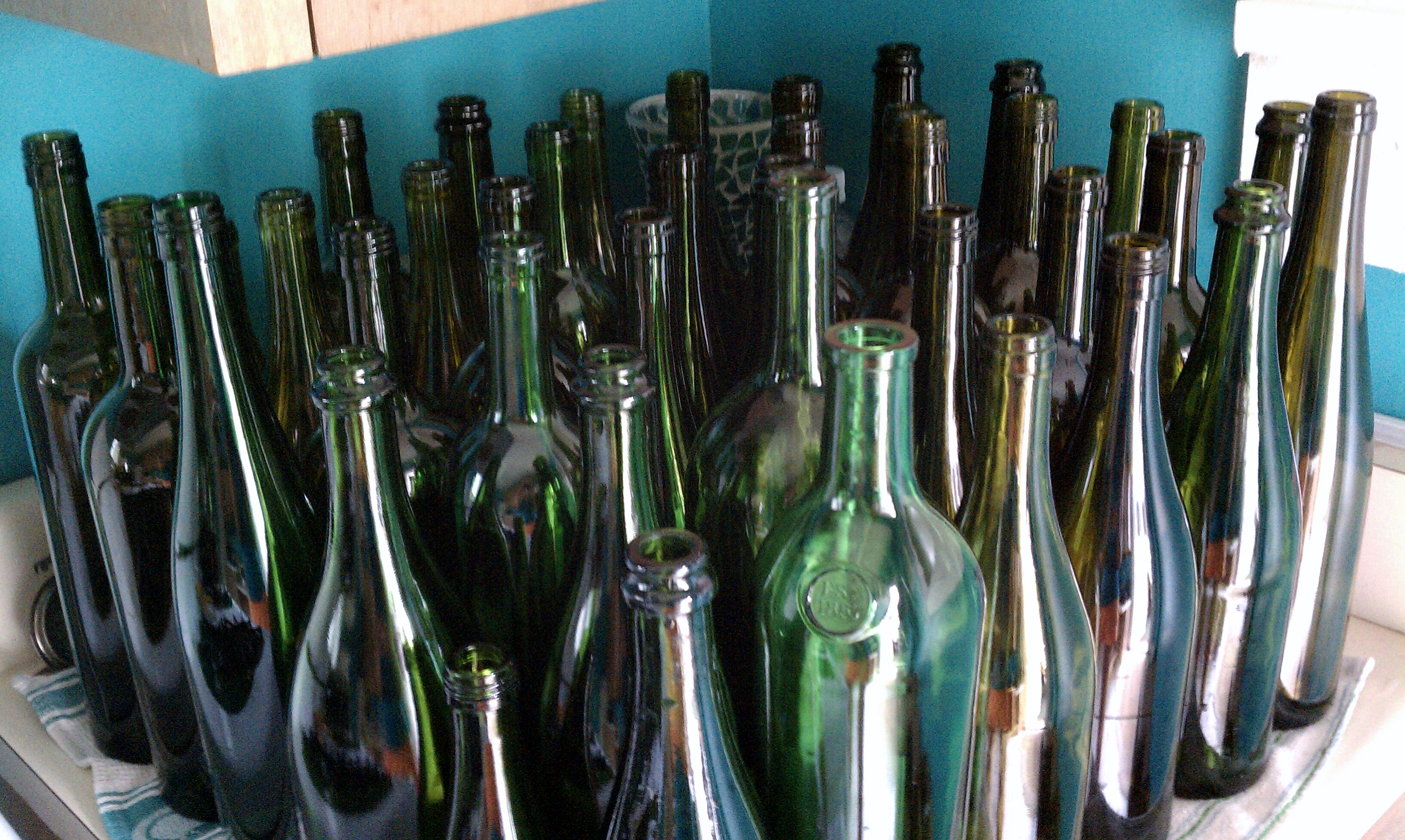 95 Bottles of Wine on the Wall: DIY- Recycled Bottle Vases